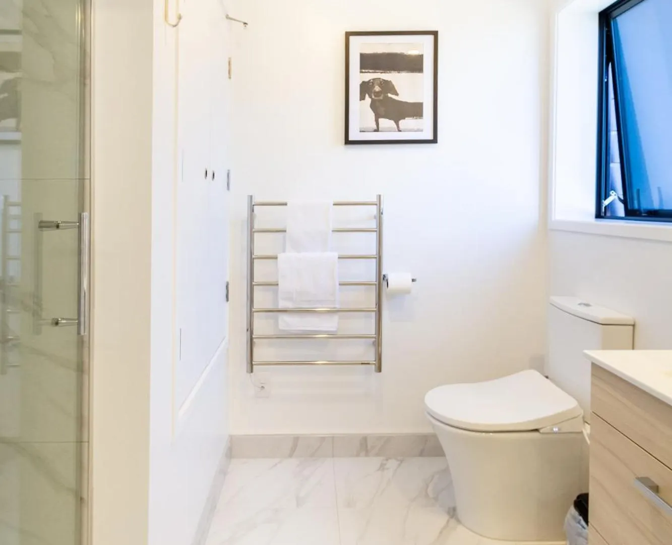 Central City Charm: Pet-Friendly Studio Christchurch Apartment