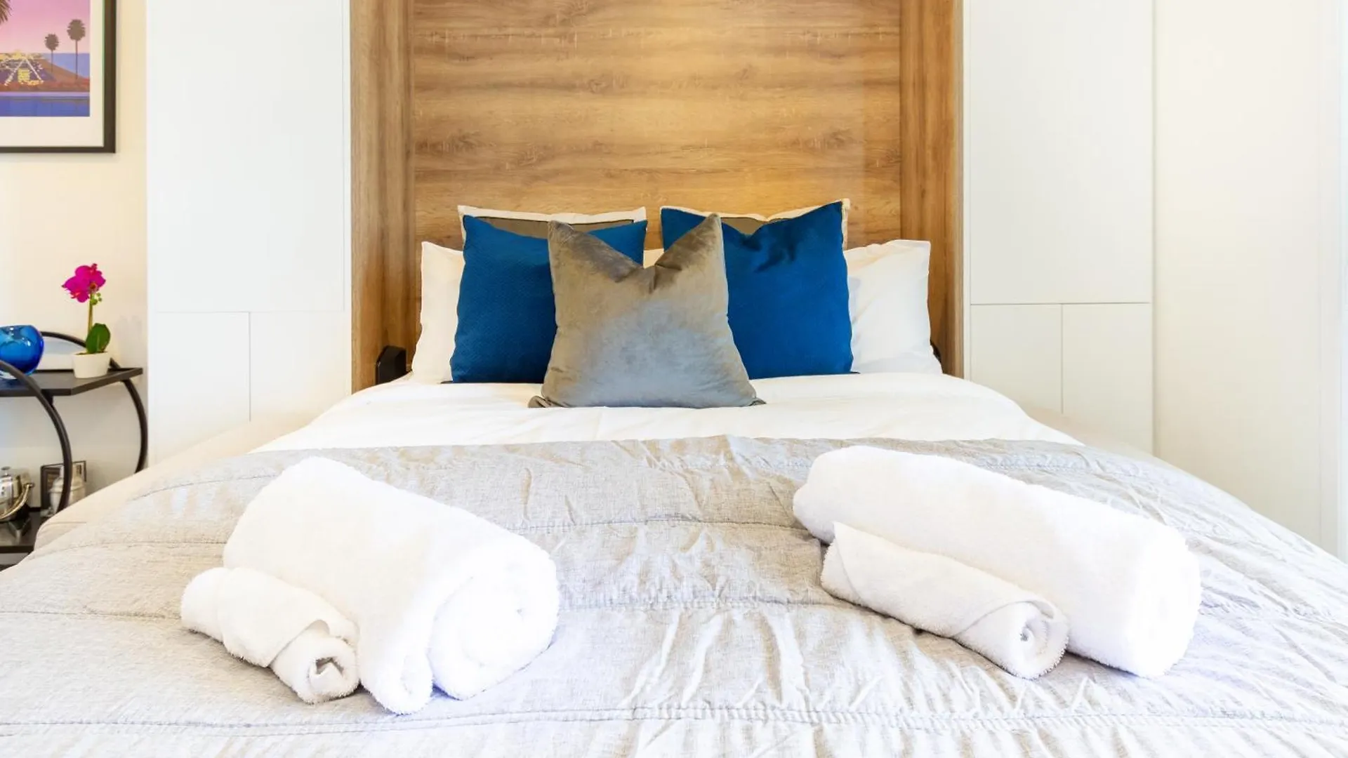 Апартаменты Central City Charm: Pet-Friendly Studio Крайстчёрч