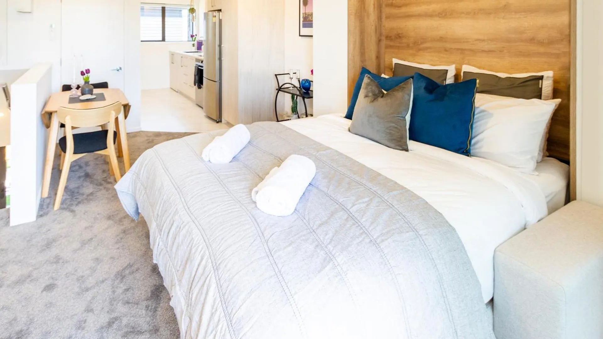 Central City Charm: Pet-Friendly Studio Крайстчёрч